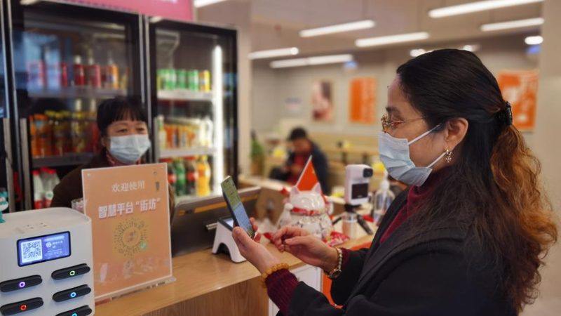 金牌月嫂的优缺点分析：揭秘育儿专家背后的故事