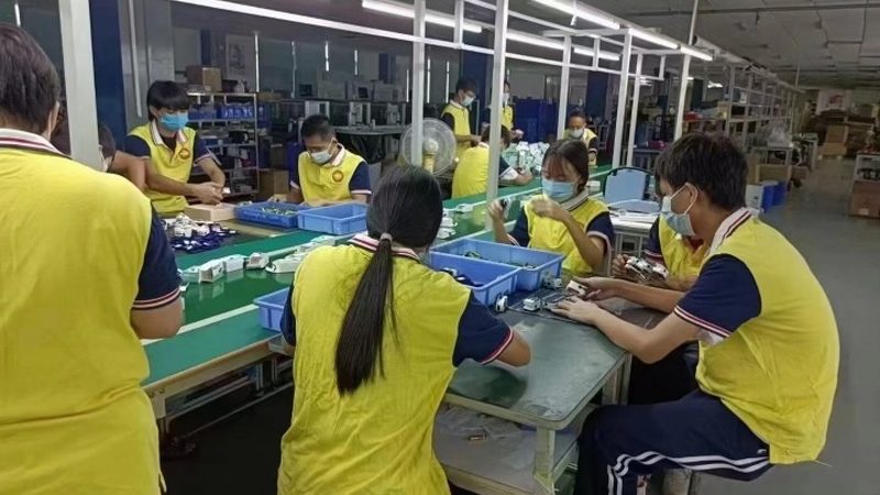 小标题：一、开锁换锁，安全为首要
